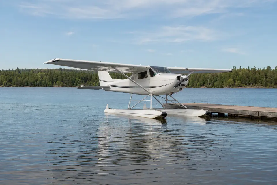 AI illustration of a piston floatplane, not this aircraft