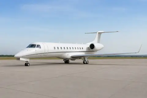 AI illustration of an Embraer Legacy 650, not this aircraft