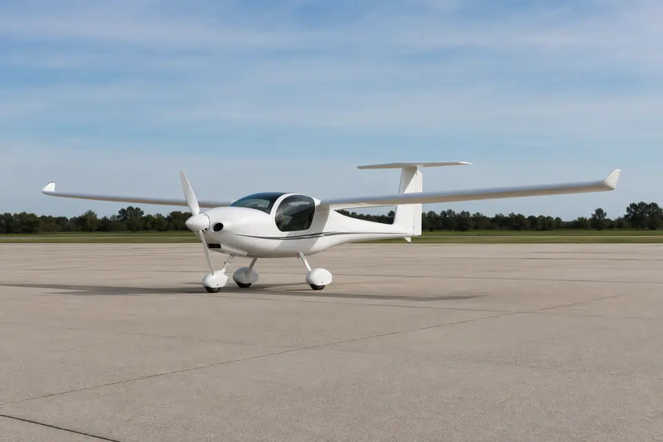 AI illustration of a Pipistrel Alpha, not this aircraft