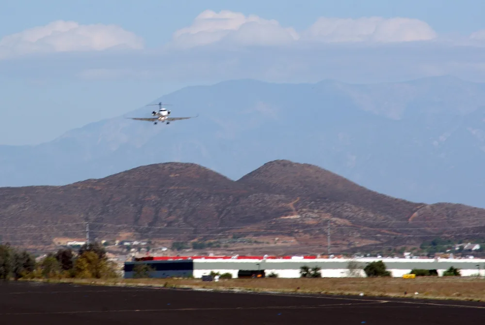 Representative photo of a Bombardier Challenger 300, not this aircraft