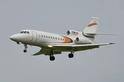 Representative photo of a Dassault Falcon 900B, not this aircraft
