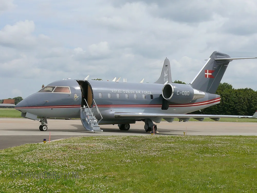 Representative photo of a Bombardier Challenger 604, not this aircraft