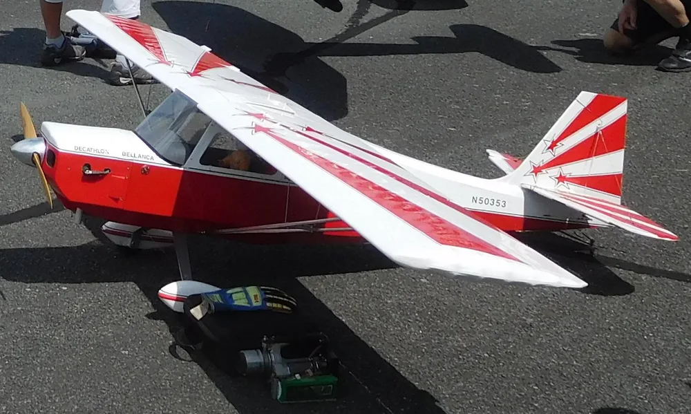 Representative photo of an American Champion Decathlon, not this aircraft