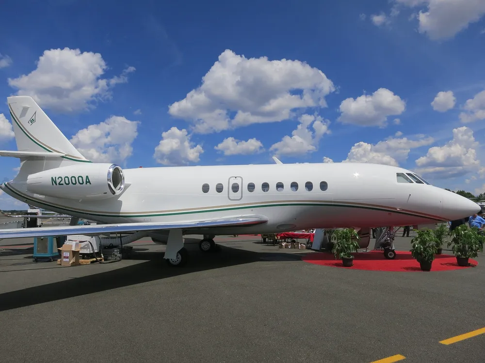 Representative photo of a Dassault Falcon 2000, not this aircraft