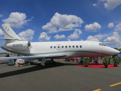 Representative photo of a Dassault Falcon 2000, not this aircraft