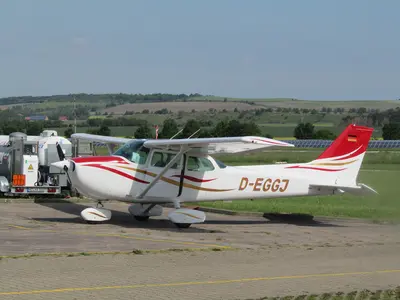 Representative photo of a Cessna 172P, not this aircraft
