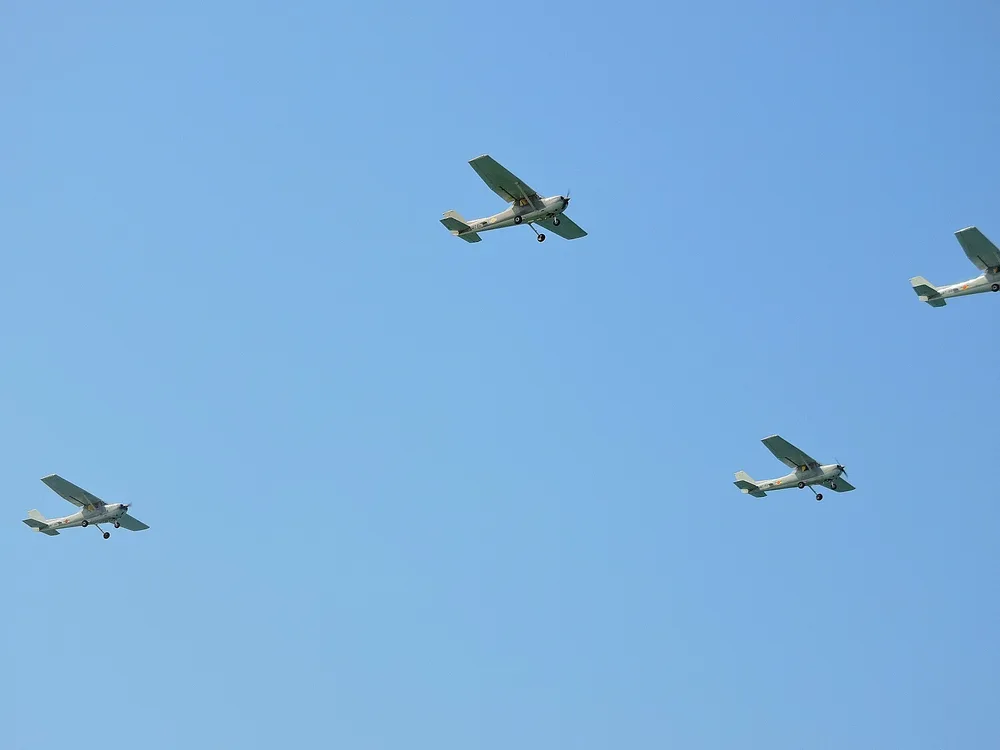 Representative photo of a Cessna 150L, not this aircraft