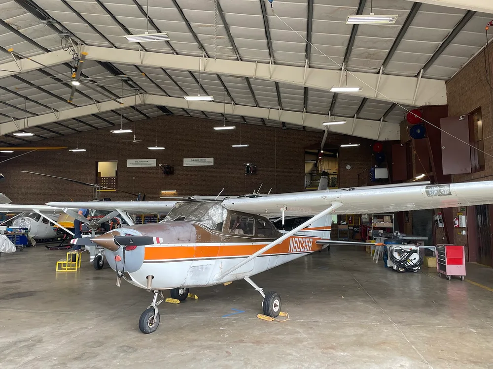 Representative photo of a Cessna 172G, not this aircraft