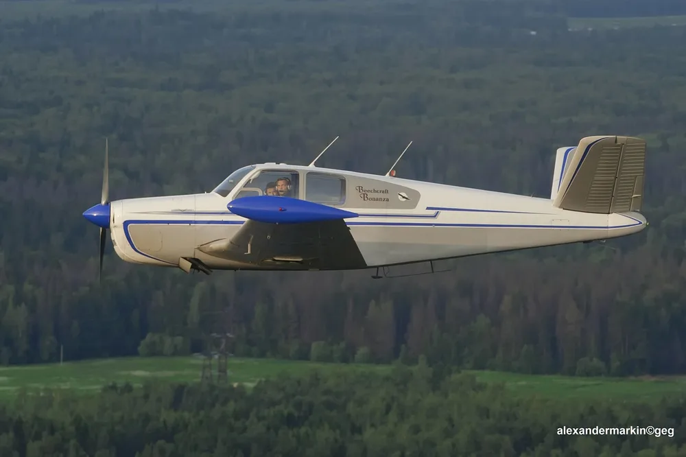 Representative photo of a Beechcraft C35 Bonanza, not this aircraft