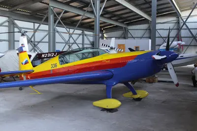 Representative photo of an Extra 330, not this aircraft