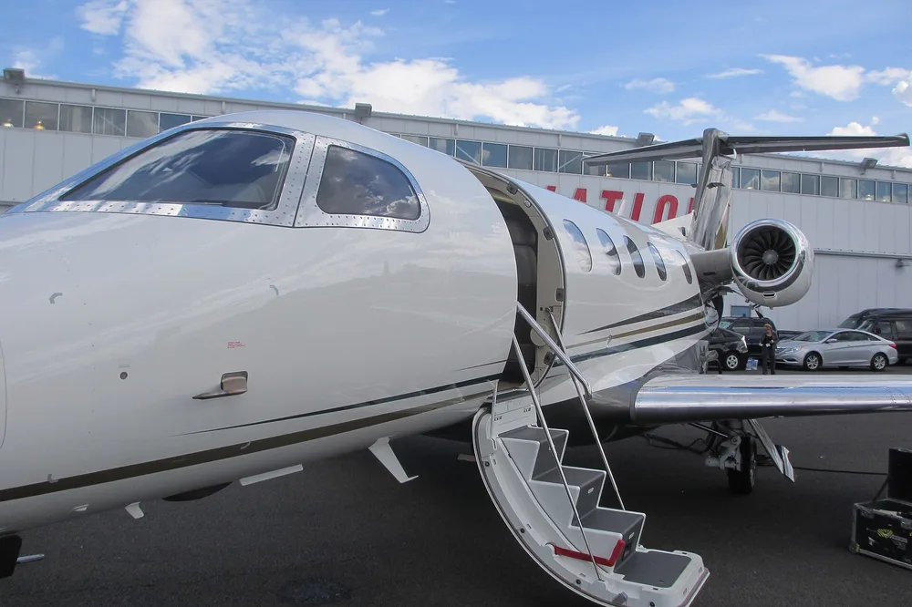 Representative photo of an Embraer Phenom 300, not this aircraft