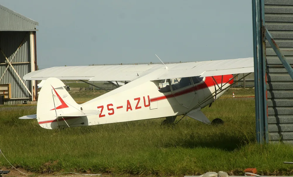 Representative photo of a Piper PA-12 Super Cruiser, not this aircraft