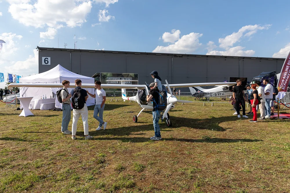 Representative photo of a Pipistrel Alpha Trainer, not this aircraft